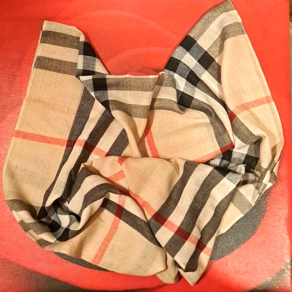 Fashion Scarf - Picture 2 of 5